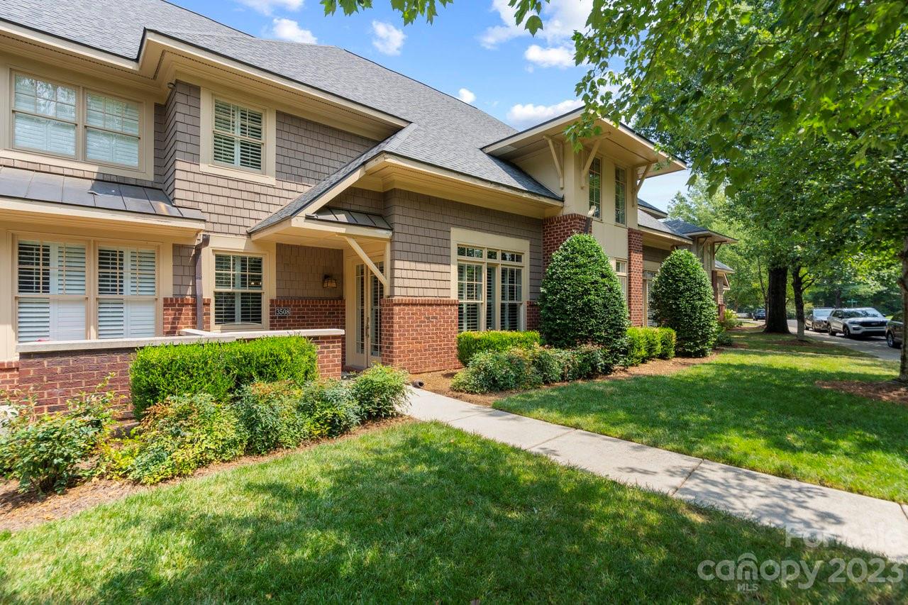 Property image 2 of 3508 Winslow Green Drive in Bradbury Hall, Charlotte, NC 28210