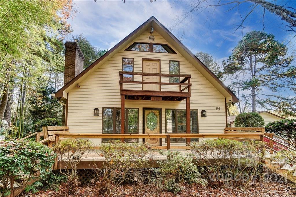 Property image 5 of 109 Harbor Pine Road in Holiday Harbor, Mooresville, NC 28117