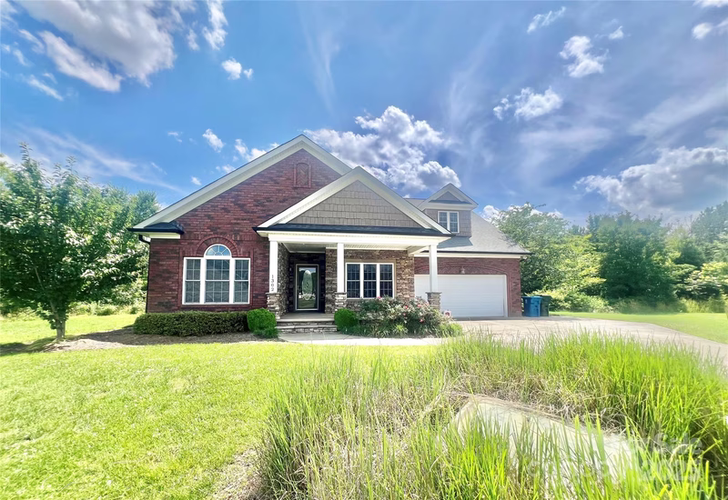 Reserve at the Country Club, Salisbury Community