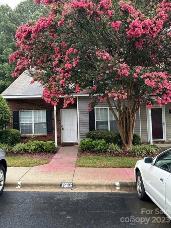 9156 Exbury Court