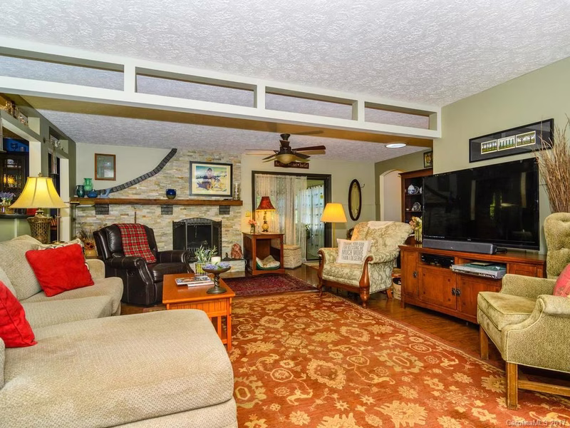 Property image 5 at 34 Two Tree Drive, Hendersonville, NC 28791
