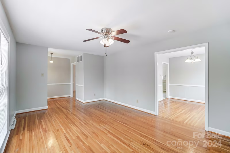 Property image 3 at 2916 Archdale Drive, Charlotte, NC 28210