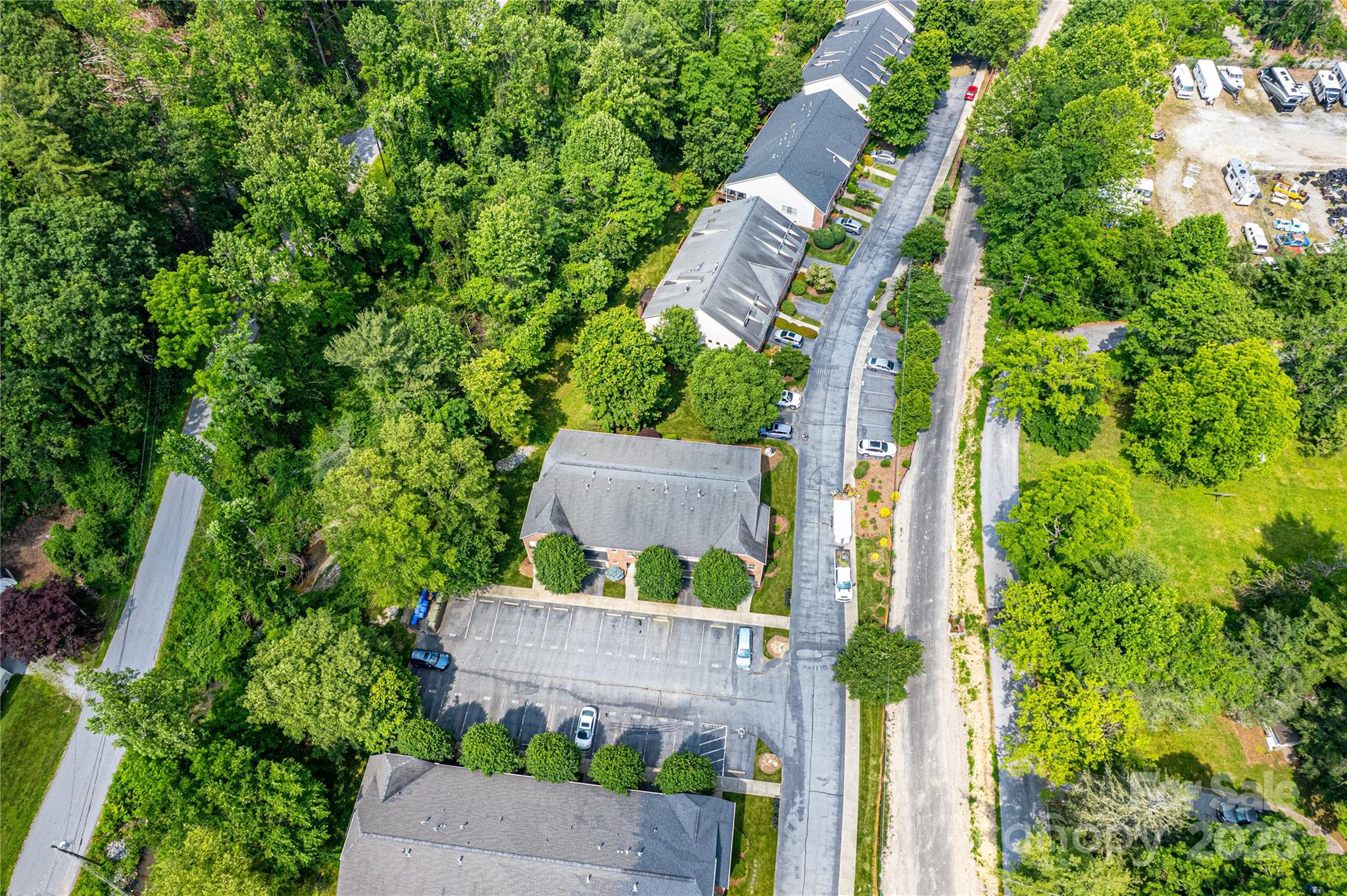 Property image 2 of 234 Wash Creek Drive in The Cloisters, Hendersonville, NC 28739