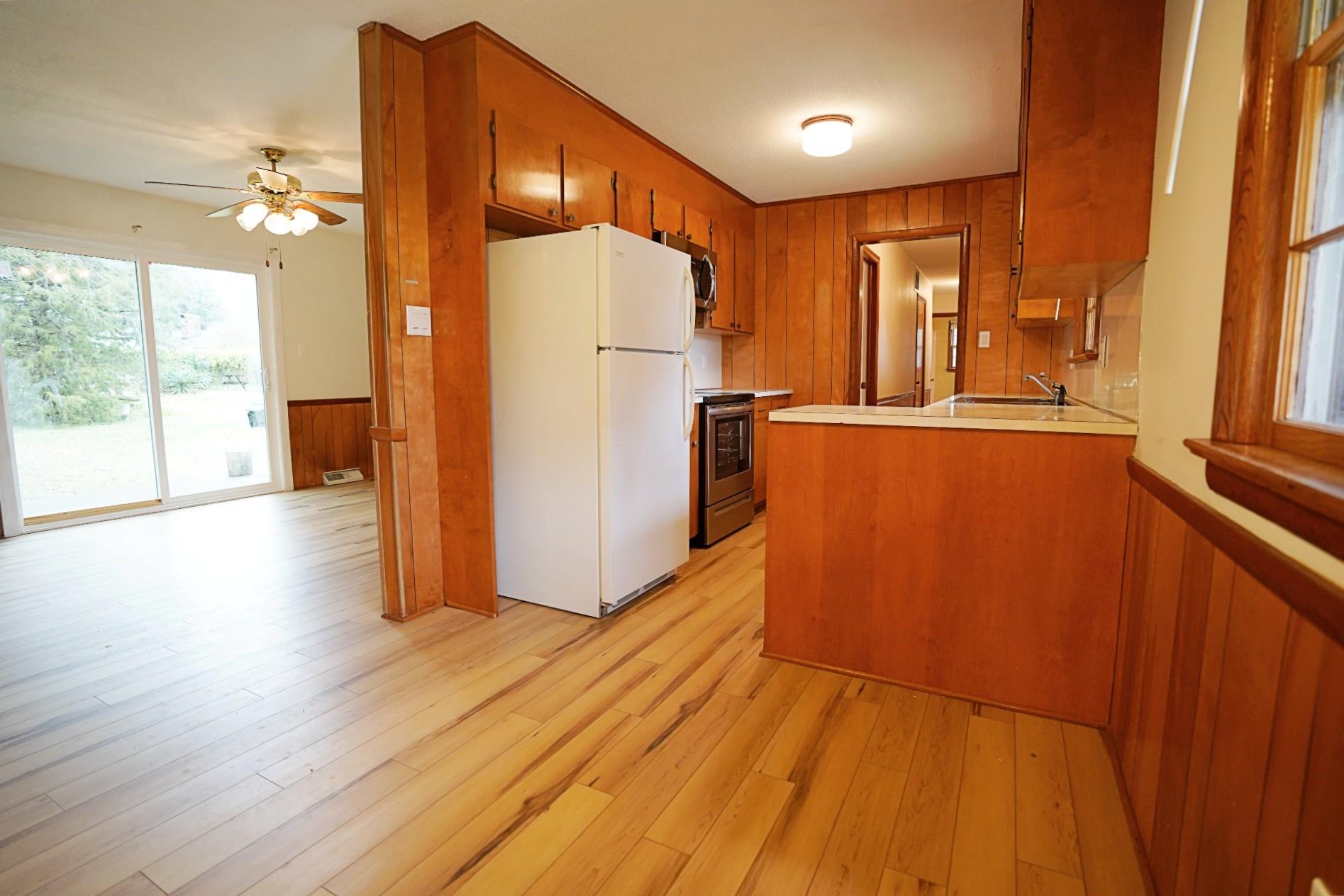 Property image 5 of 915 Woods Drive in Park Grove, Statesville, NC 28677