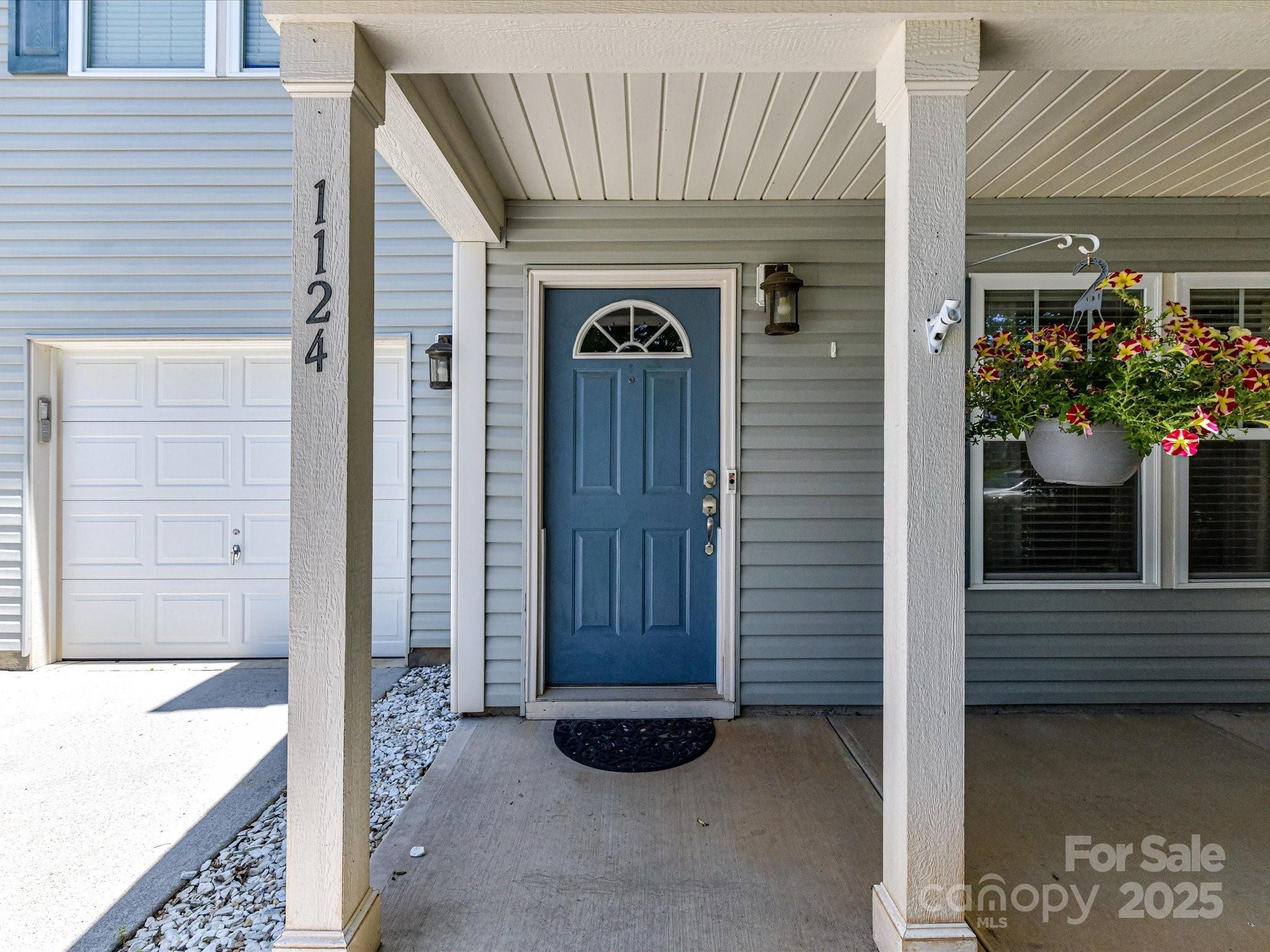 Property image 3 of 1124 Hunter Street in Valley Brook, Statesville, NC 28677