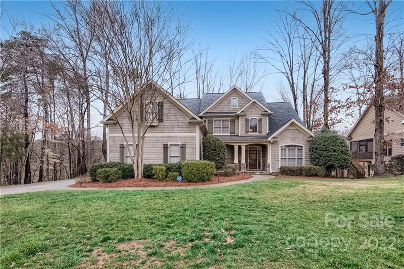7653 Juniper Lane
