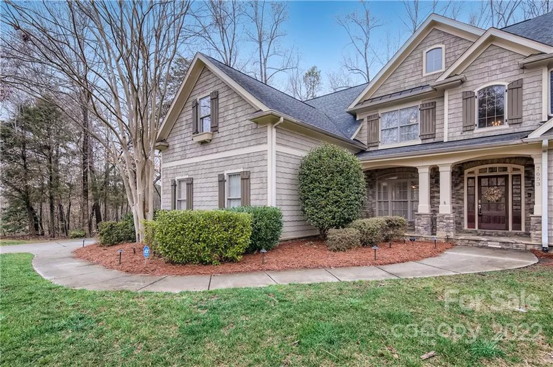 Property image 2 at 7653 Juniper Lane, Denver, NC 28037