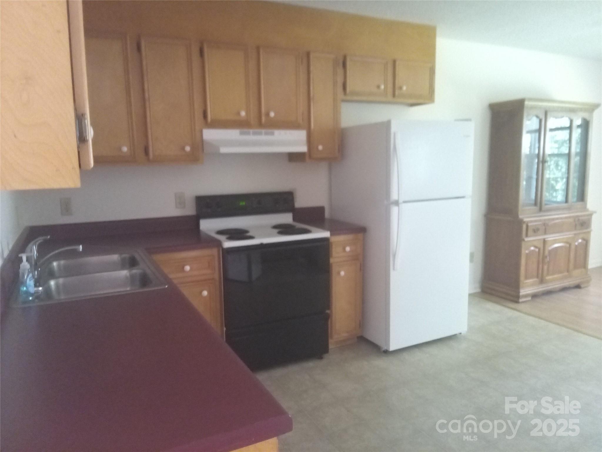 Property image 3 of 120 24th Street Street in Mimosa Gardens, Hickory, NC 28601