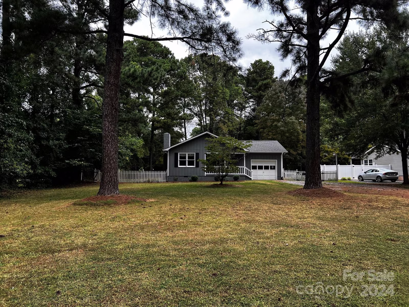320 Chuckwood Road