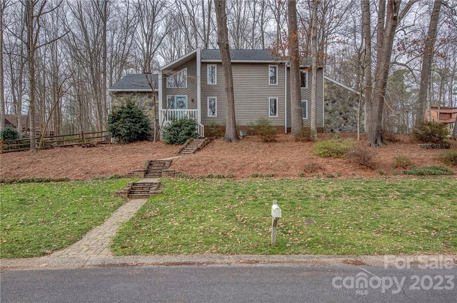 Property image 1 at 2704 Wimbledon Drive, Gastonia, NC 28056