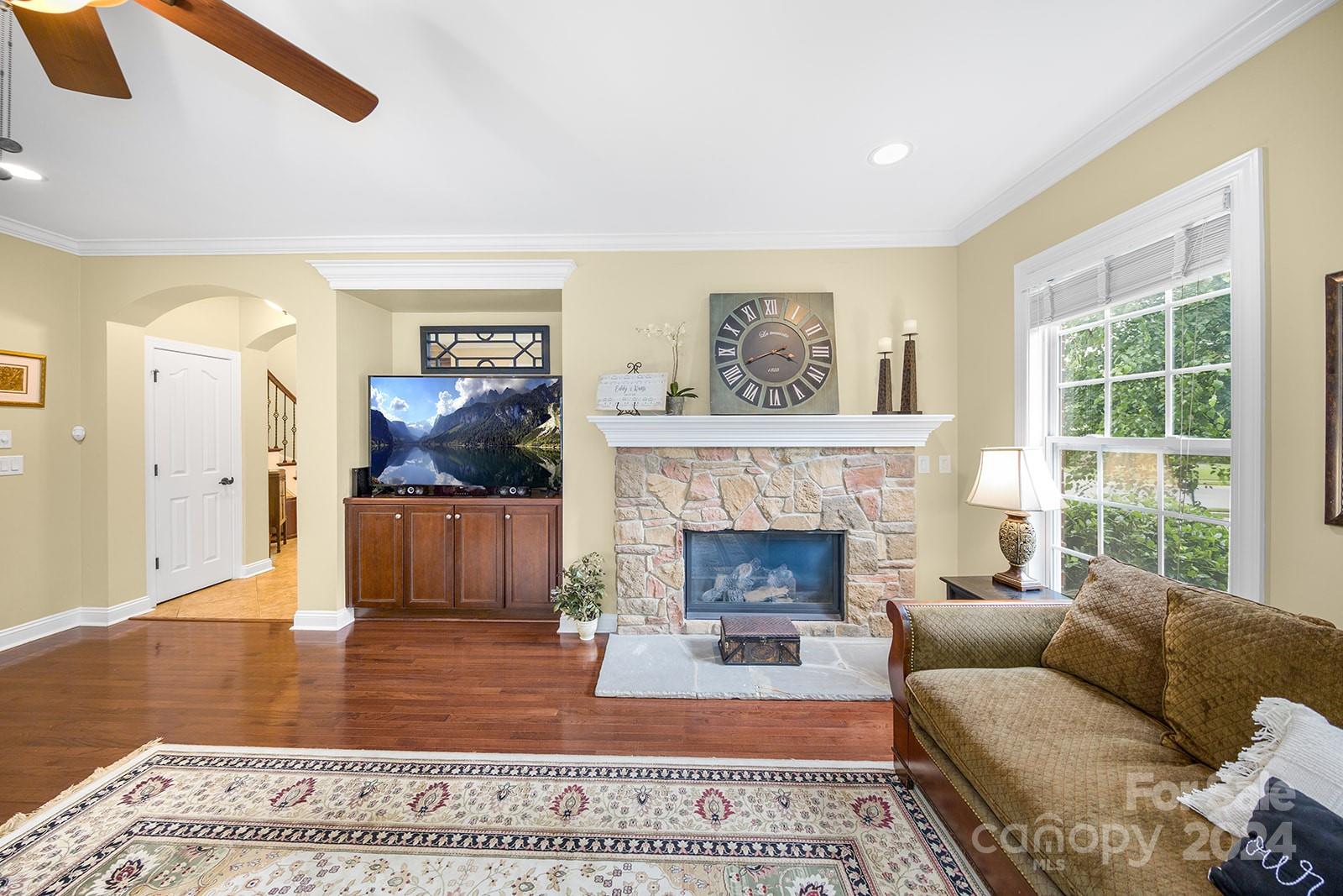 Property image 5 of 301 Wild Laurel Court in Hollister, Waxhaw, NC 28173