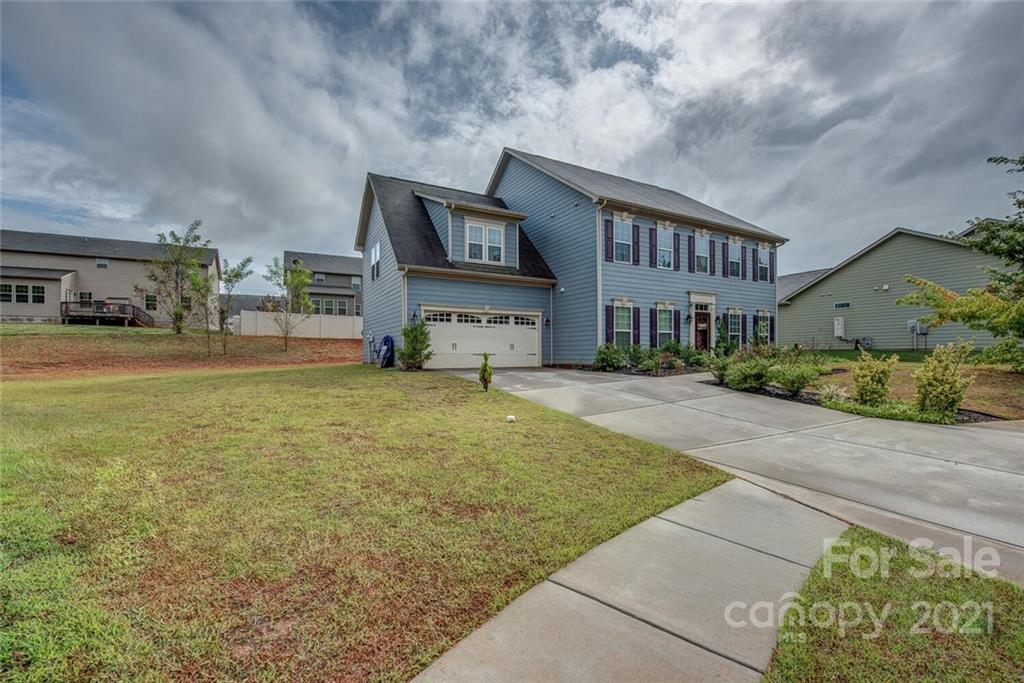 Property image 3 of 833 Westerland Court in Rosegate, Gastonia, NC 28056