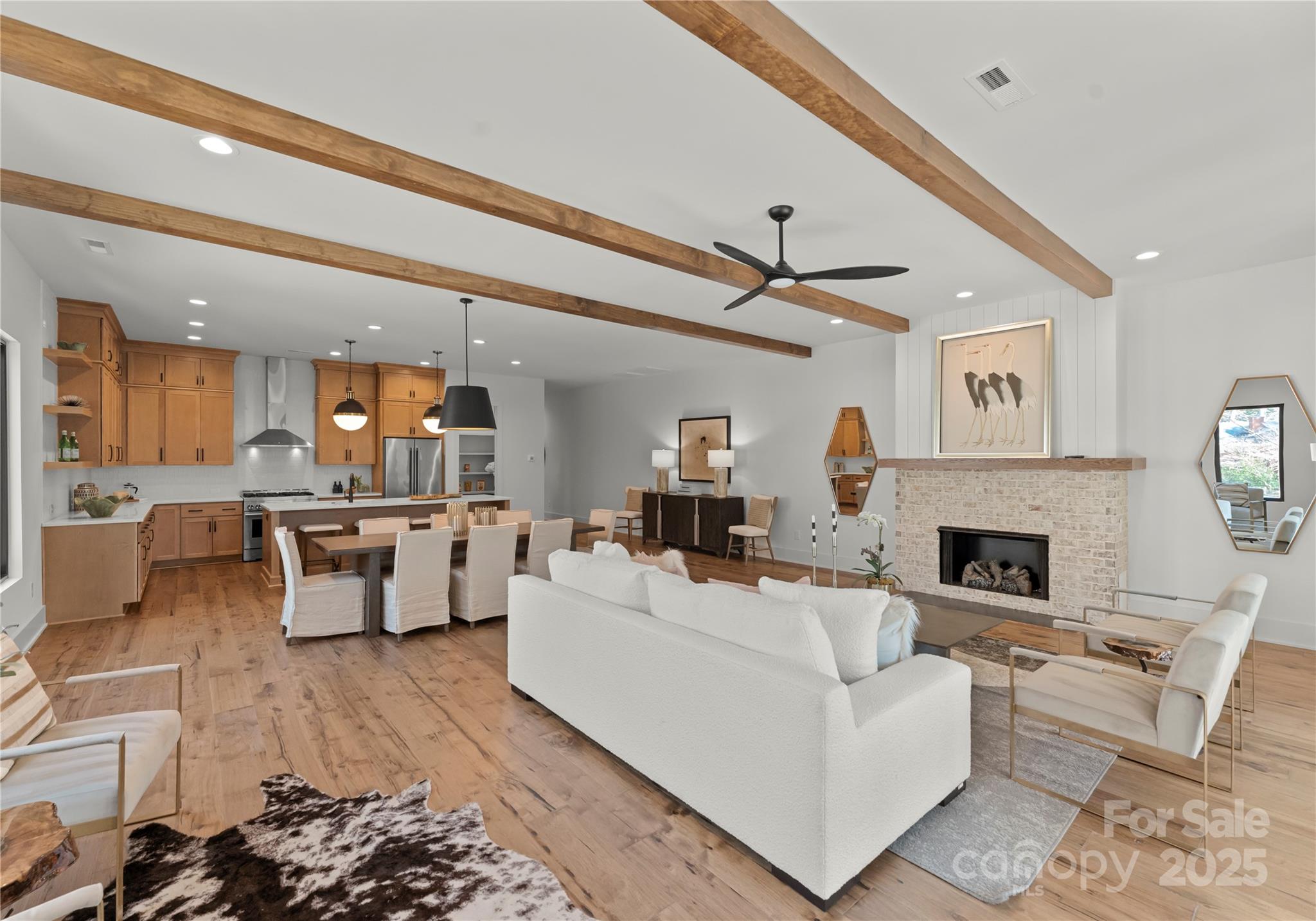 Property image 4 of 5520 Chedworth Drive in Montclaire, Charlotte, NC 28210