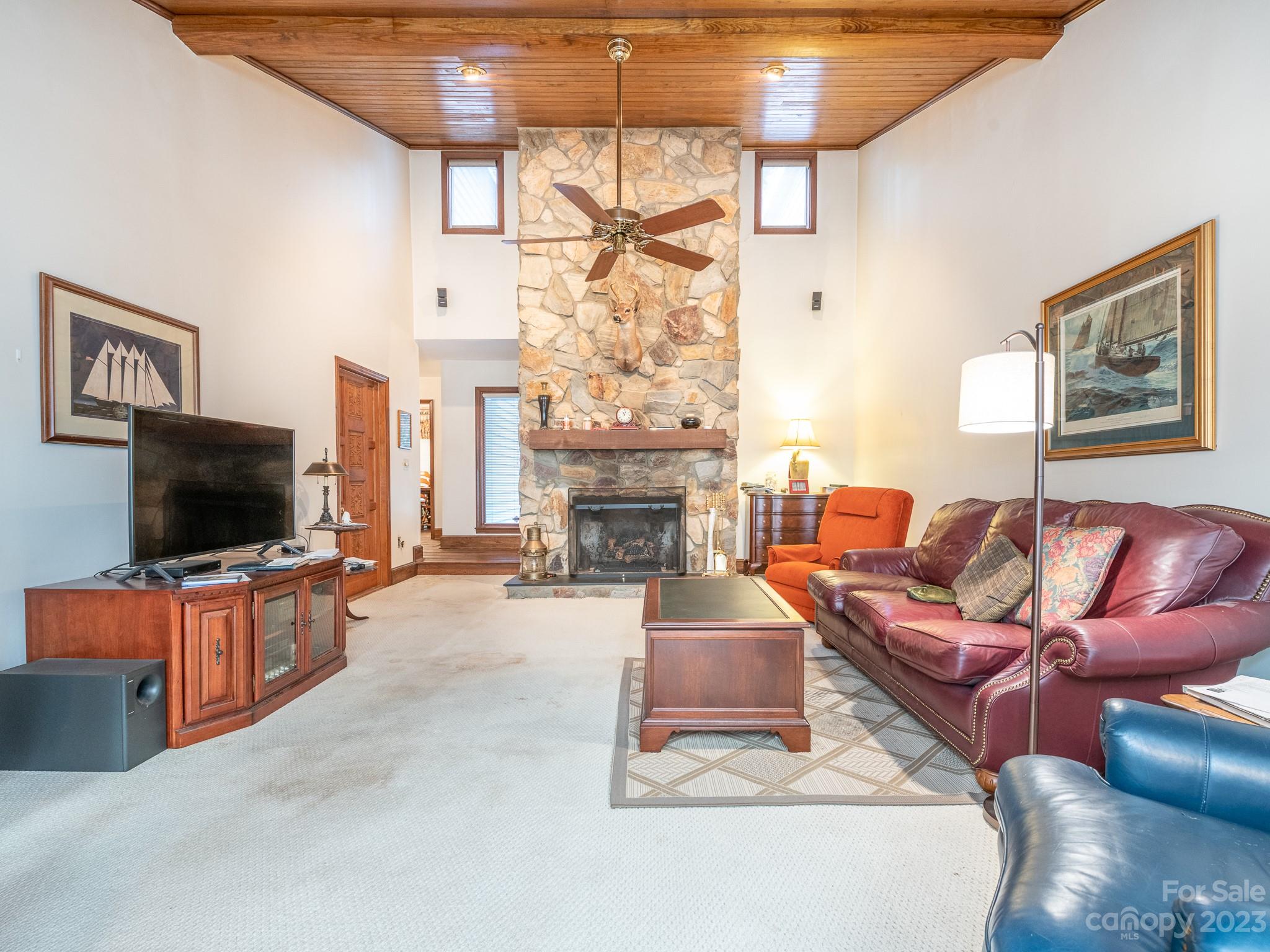 Property image 2 of 229 Cari Lane in Mandy Plantation, Matthews, NC 28104