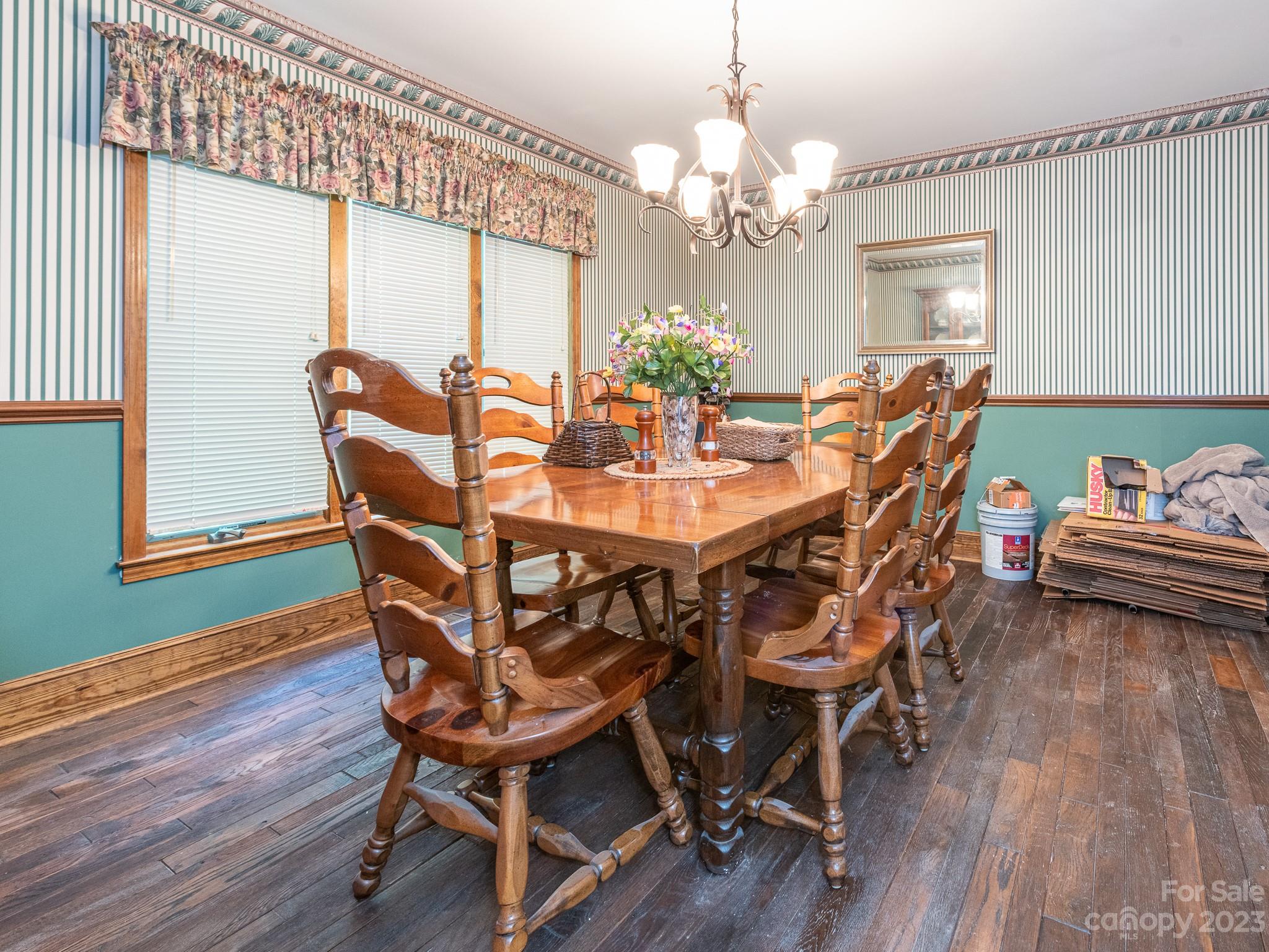 Property image 4 of 229 Cari Lane in Mandy Plantation, Matthews, NC 28104