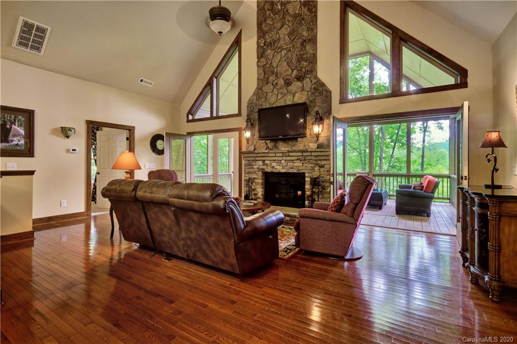 Property image 4 of 2555 Upper Whitewater Road in Whisper Lake, Sapphire, NC 28774