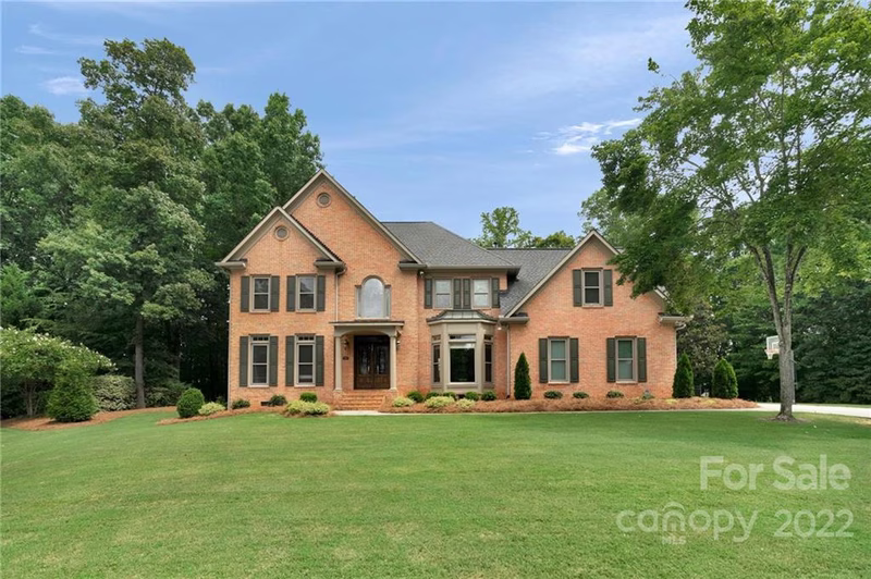 Property image 2 at 2838 Hampton Glen Court, Matthews, NC 28105