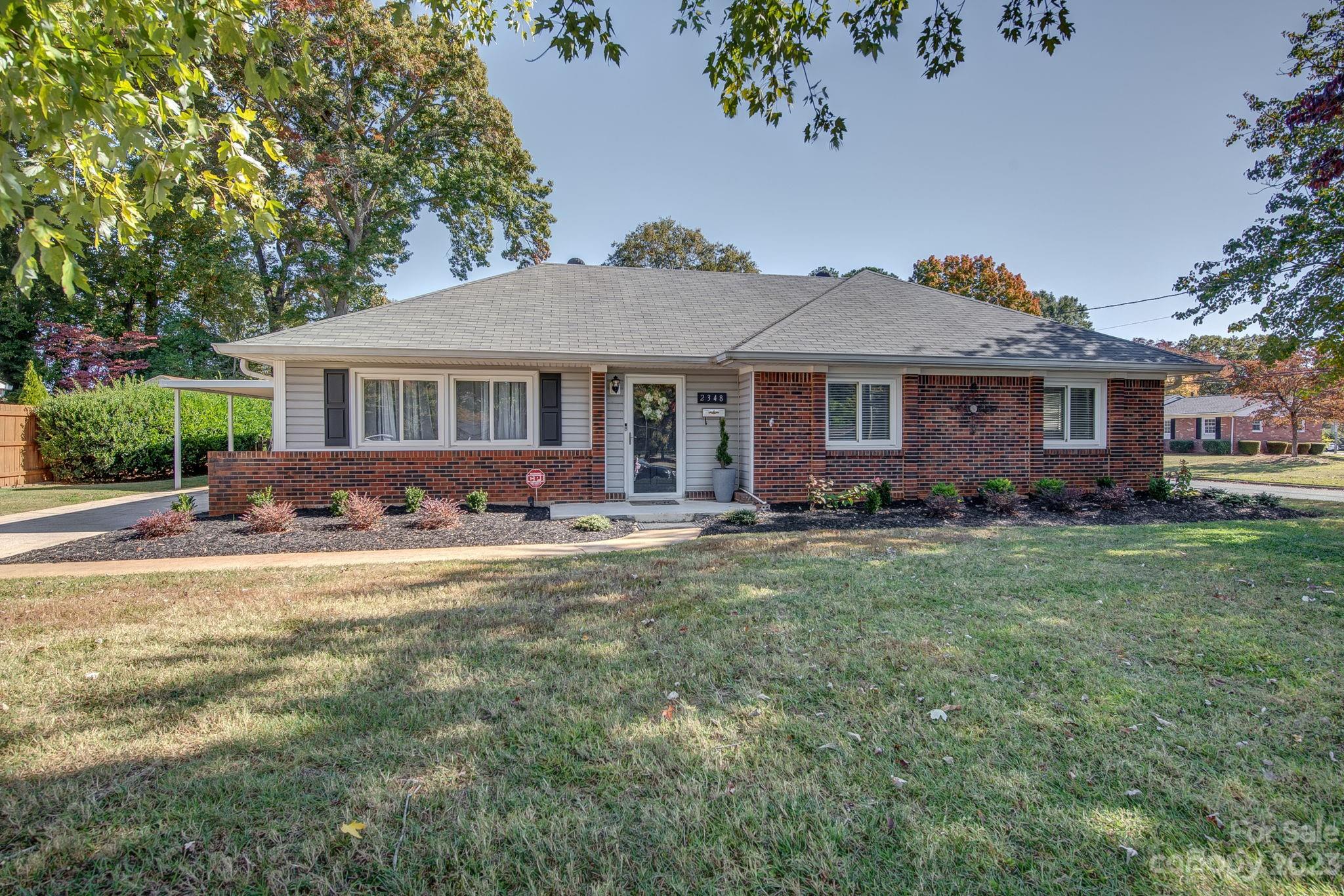 Property image 2 of 2348 Gaines Avenue in Sedgefield, Gastonia, NC 28054