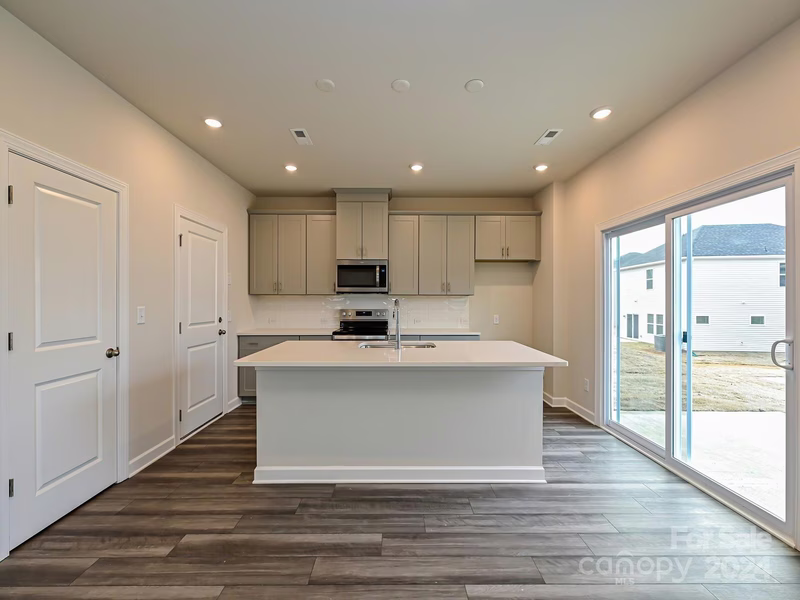 Property image 5 at 4016 Bufflehead Drive, Charlotte, NC 28269