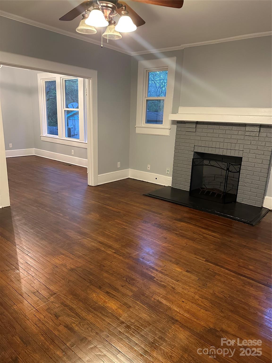 Property image 5 of 4219 Dinglewood Avenue in Howie Acres, Charlotte, NC 28205