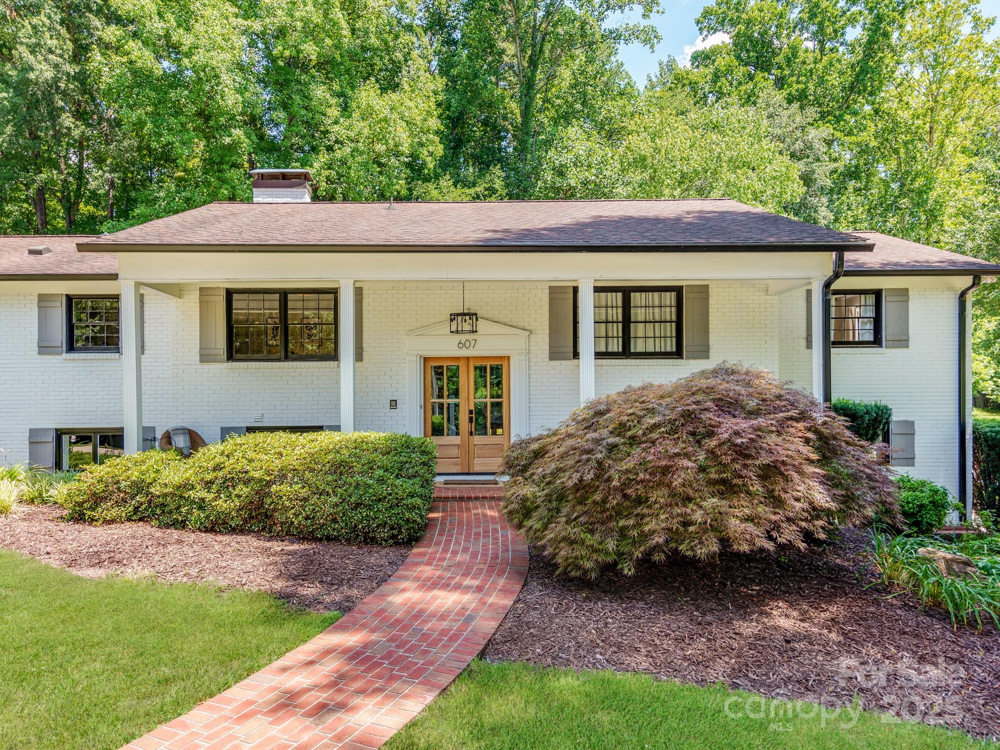 Property image 4 of 607 W School Street in Carolina Terraces, Maiden, NC 28650