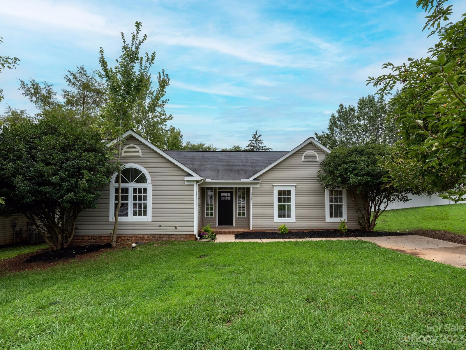 Property image 1 at 5423 Timbertop Lane, Charlotte, NC 28215