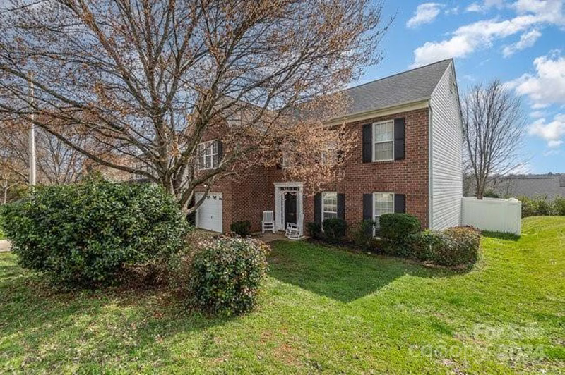Property image 2 at 2108 Ballingarry Drive, Statesville, NC 28625