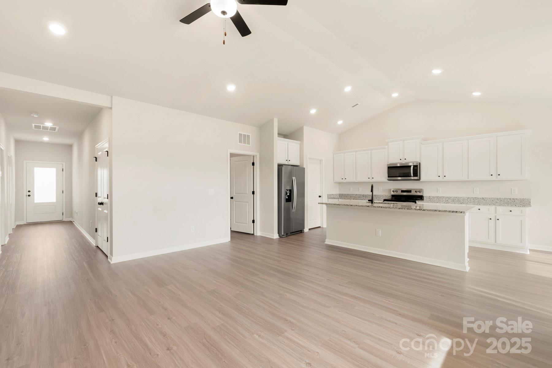 Property image 4 of 3475 Saddlebred Drive in Stagecoach Station, Gastonia, NC 28052