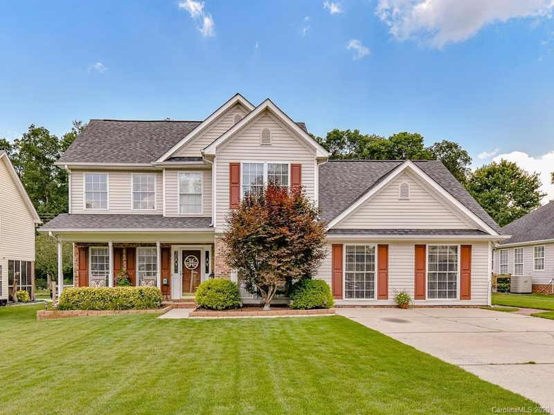 3131 Leicester Drive