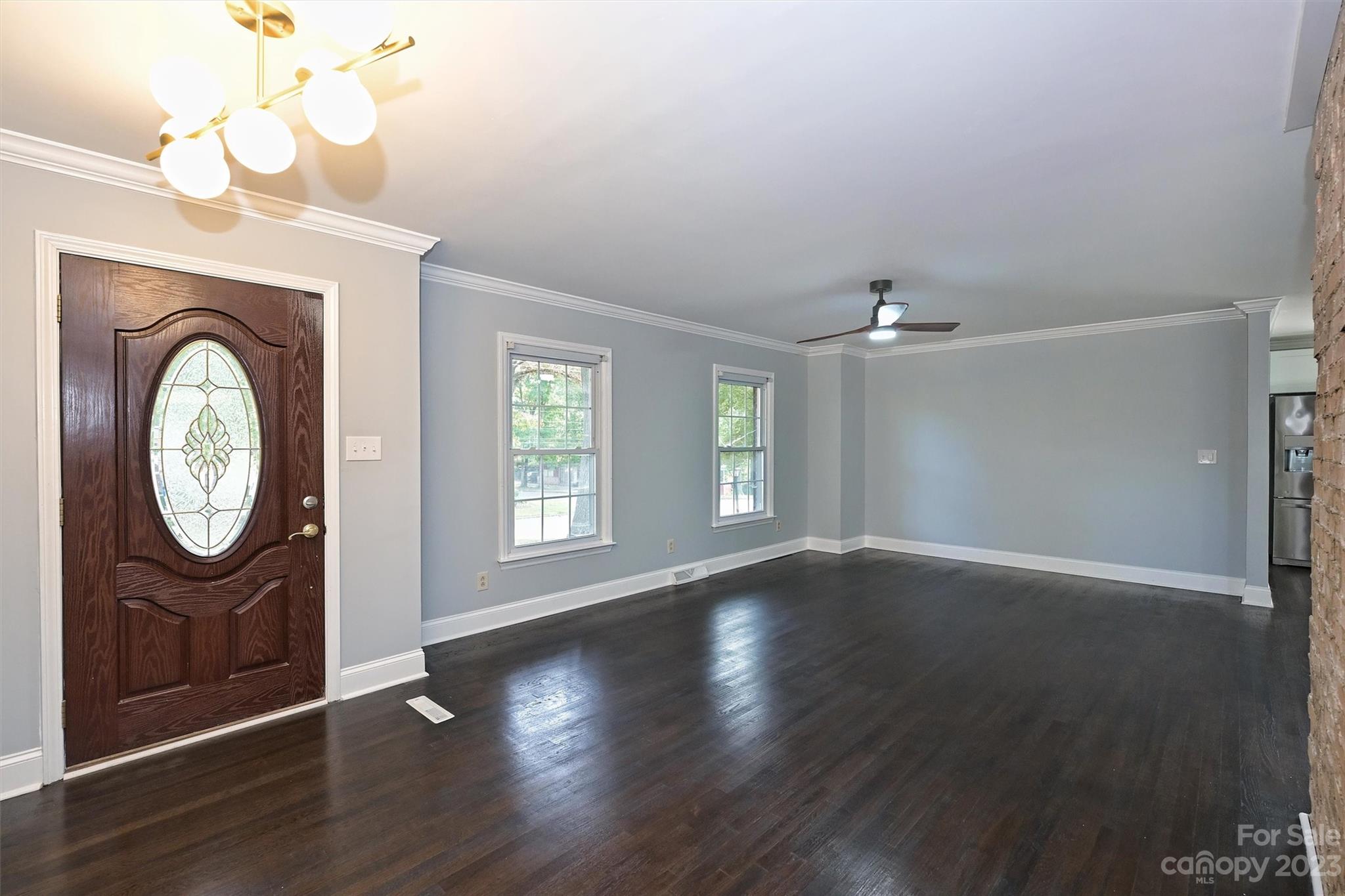 Property image 3 of 1000 Creekbriar Avenue in Sherwood Forest, Gastonia, NC 28054