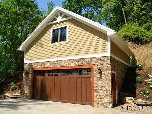 Property image 3 of 61 Indian Trail in Indian Falls Estates, Asheville, NC 28803