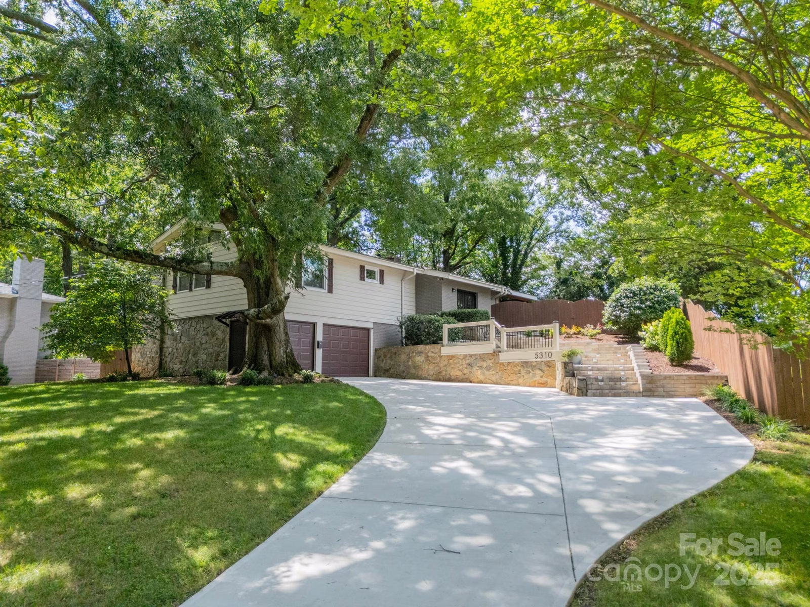 Property image 1 at 5310 Londonderry Road, Charlotte, NC 28210