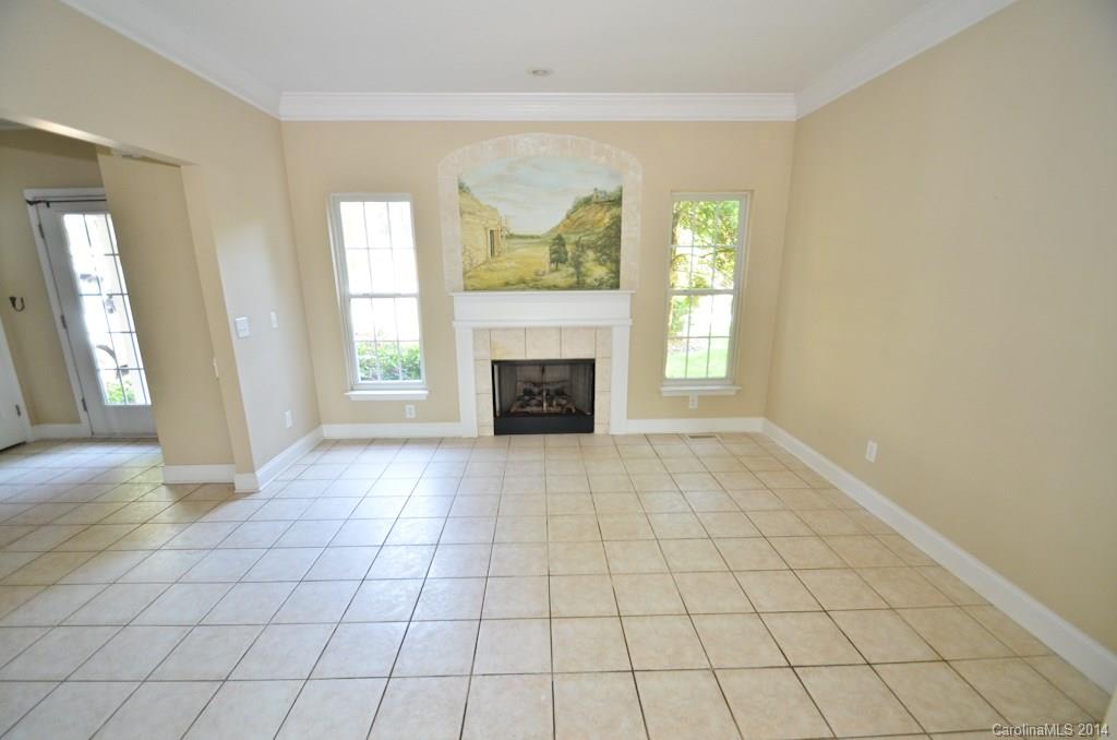 Property image 2 of 505 River Oaks Lane in Wimbledon, Charlotte, NC 28226