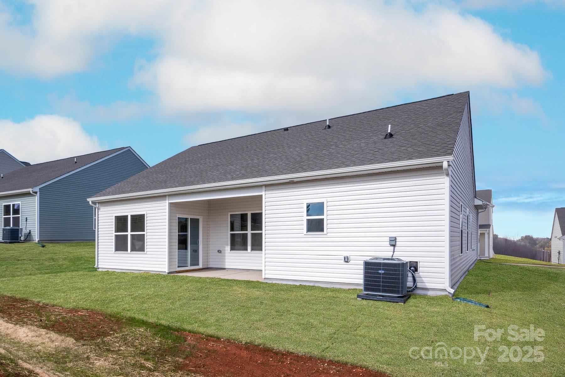 Property image 2 of 3254 Maple Ridge Drive in Stagecoach Station, Gastonia, NC 28052