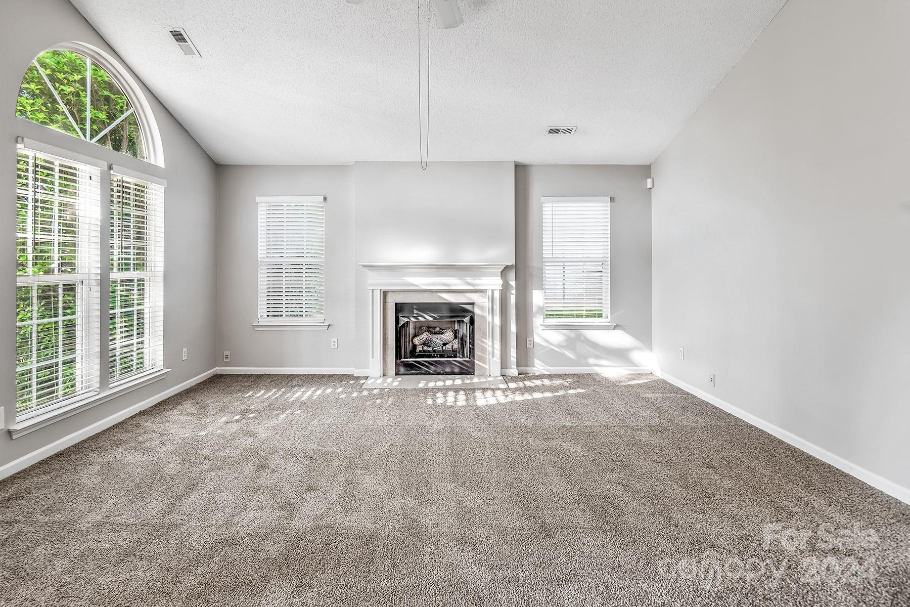 Property image 3 of 9903 Peppermint Lane in Turtle Rock, Charlotte, NC 28215