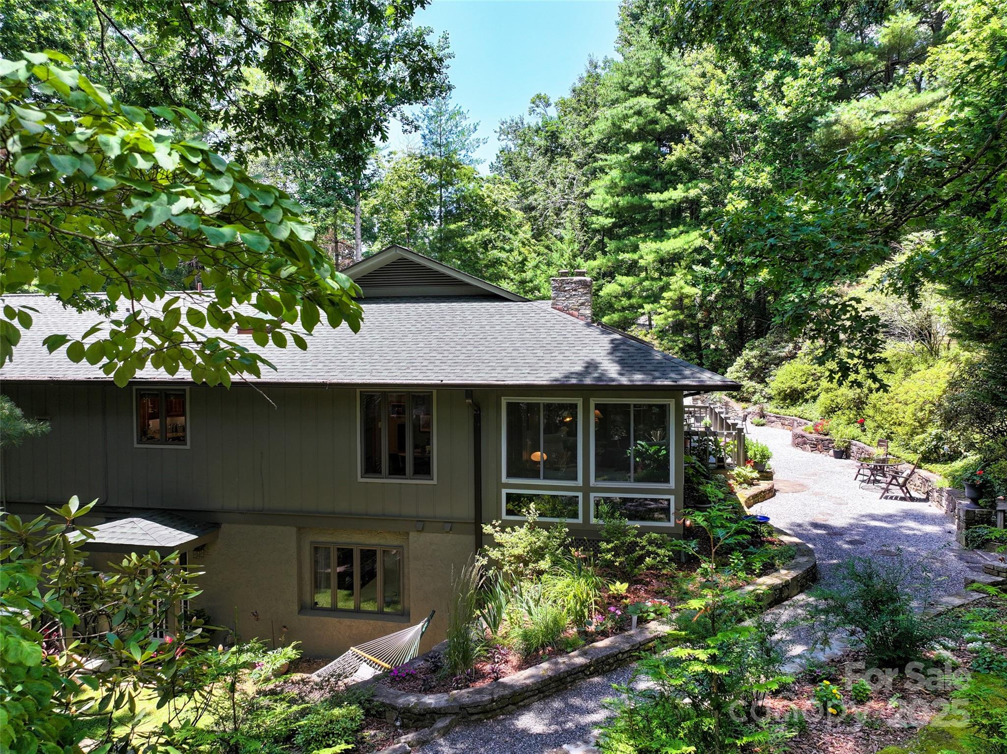 Property image 3 of 23 Indigo Way in Timbercreek, Hendersonville, NC 28739