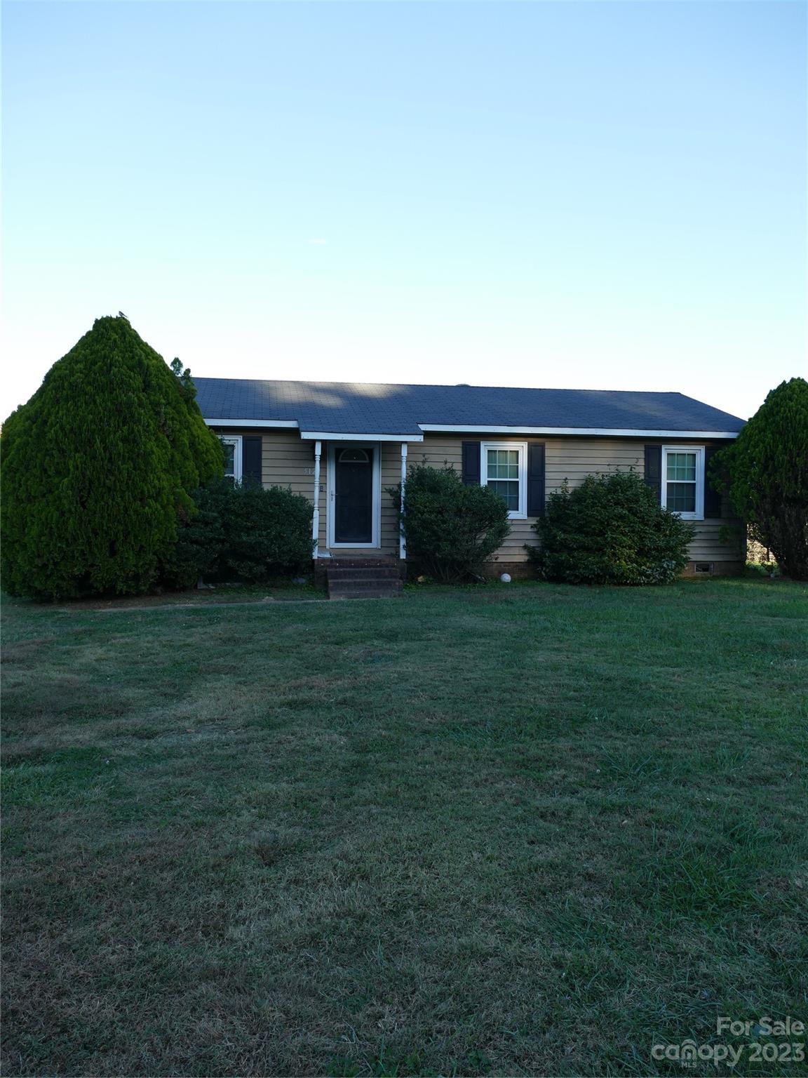 Property image 3 of 5122 Willow Run Drive in Hampton Meadows, Monroe, NC 28110