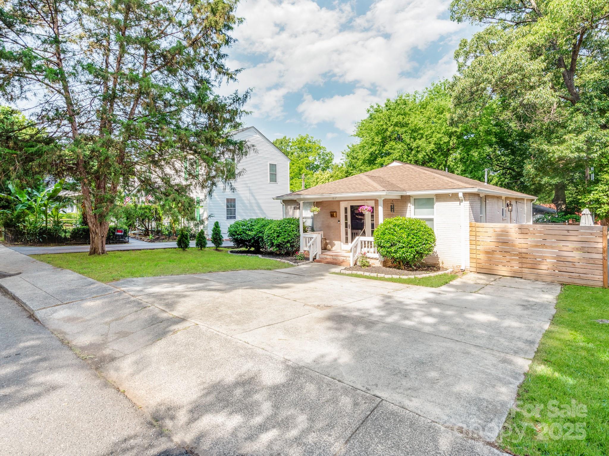 Property image 3 of 1817 Rush Wind Drive in Genesis Park, Charlotte, NC 28206