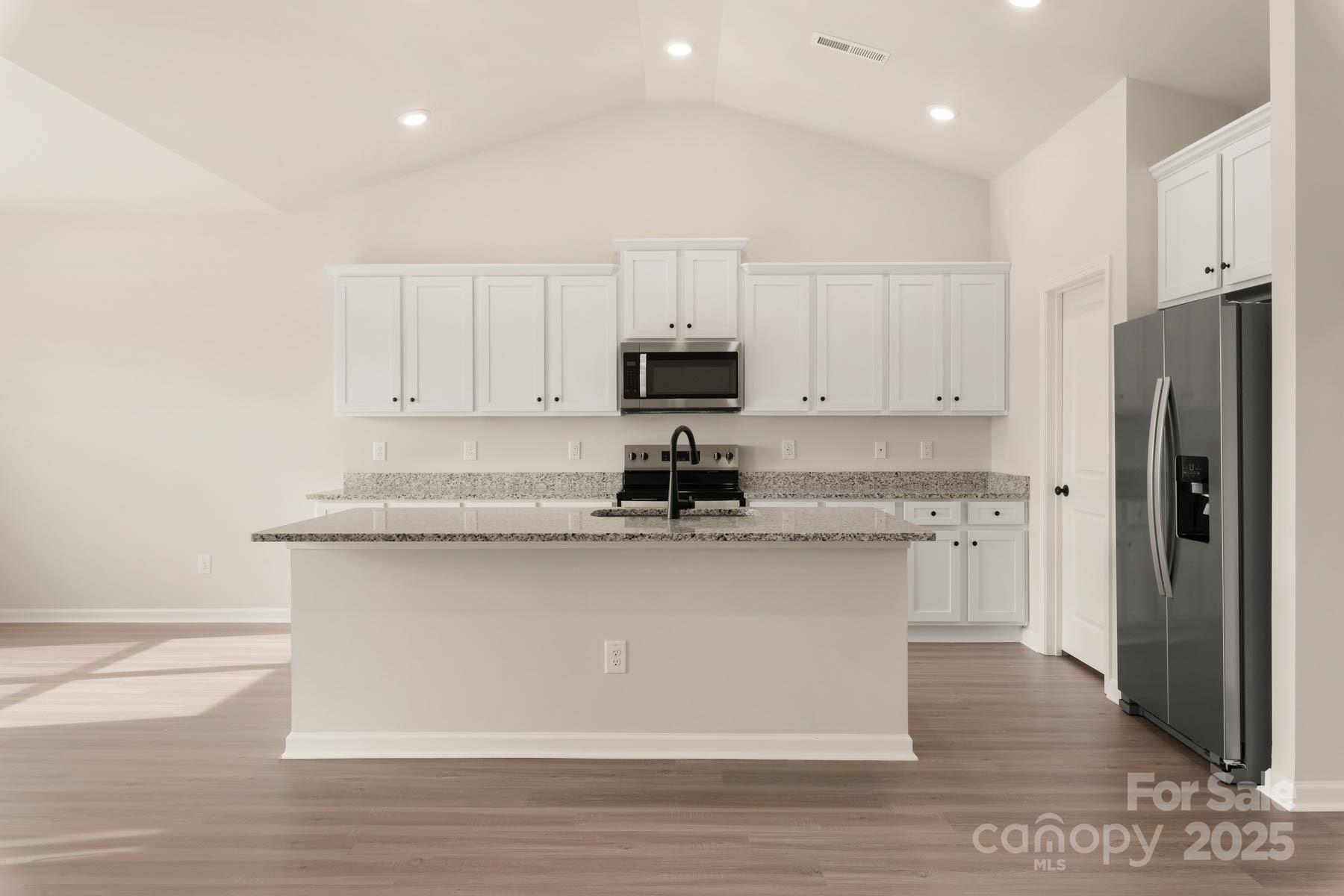 Property image 3 of 3375 Fox Hall Drive in Stagecoach Station, Gastonia, NC 28052