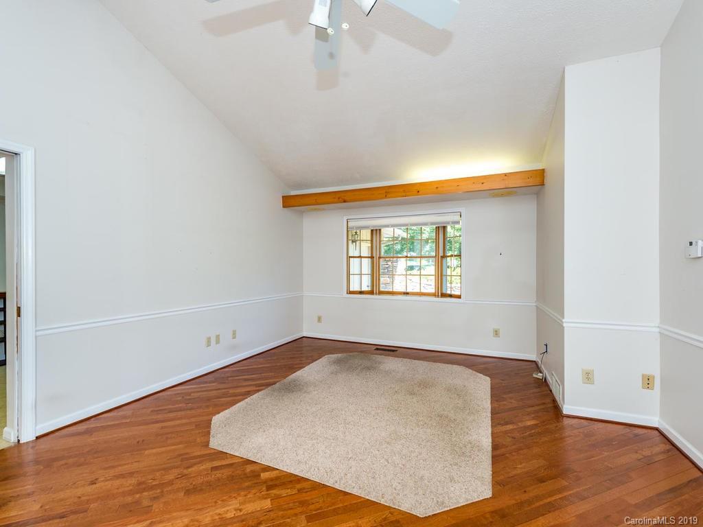 Property image 2 of 209 Lichen Lane in Tamarac, Hendersonville, NC 28791