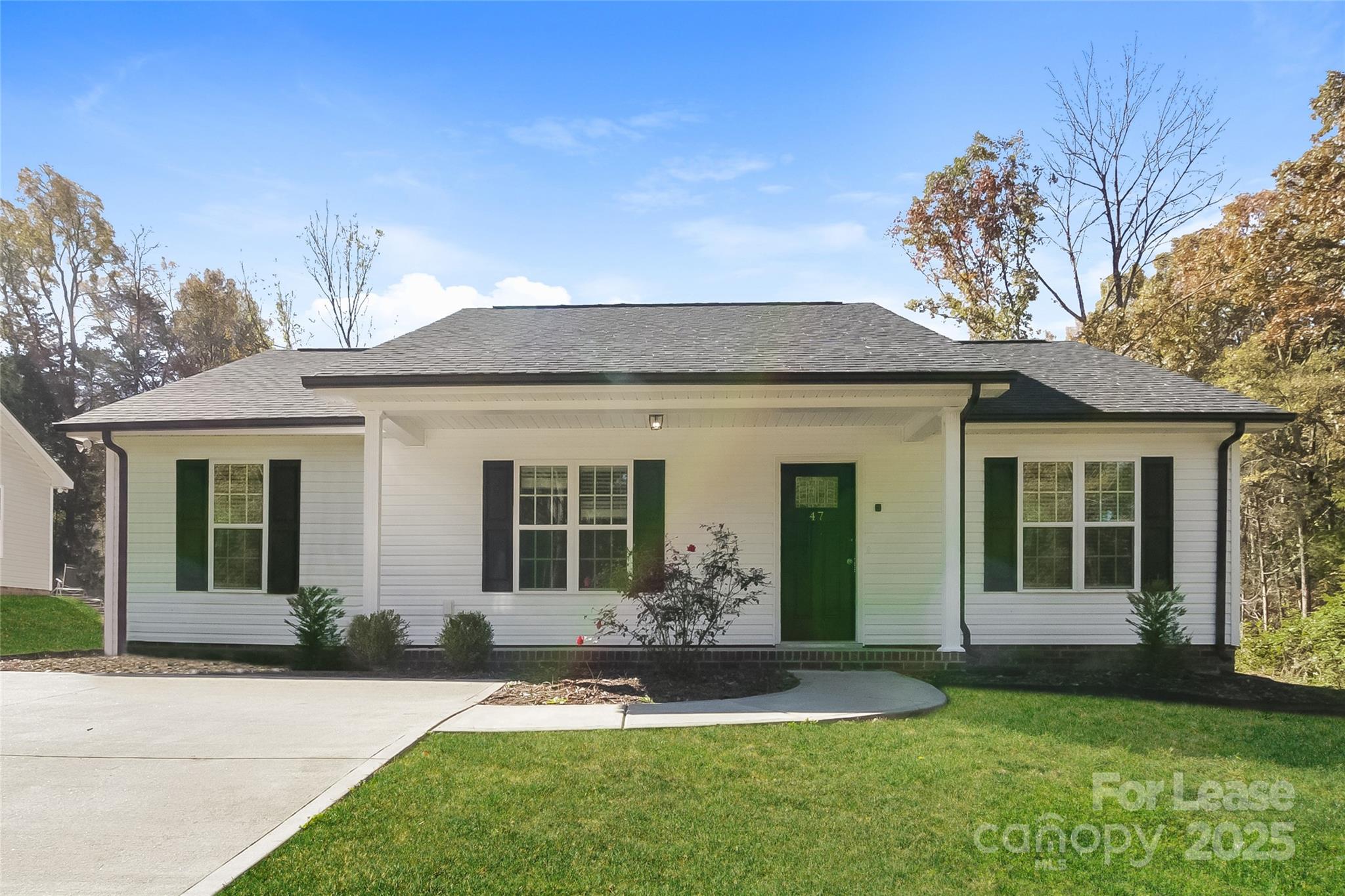 Property image 3 of 47 Lakewood Court in Parkwood, Concord, NC 28027