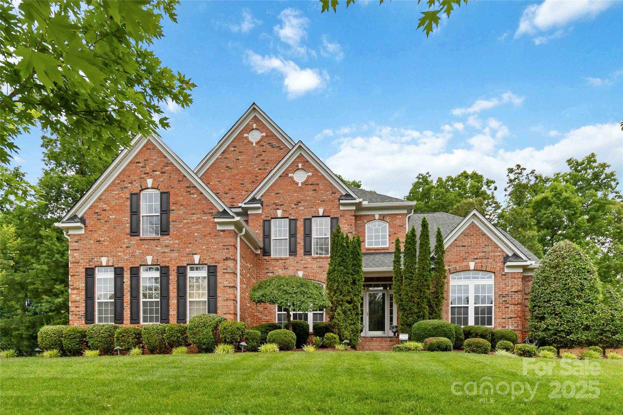 Property image 2 of 7302 Yellowhorn Trail in Weddington Trace, Waxhaw, NC 28173