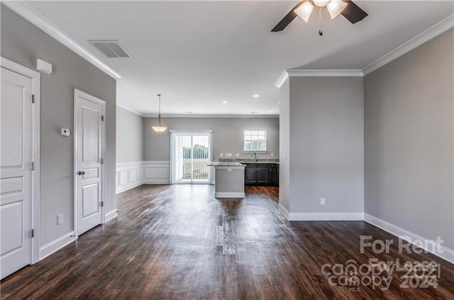 Property image 3 of 390 Halton Crossing Drive in Settlers Landing, Concord, NC 28027