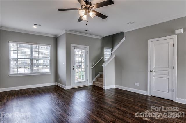 Property image 4 of 390 Halton Crossing Drive in Settlers Landing, Concord, NC 28027
