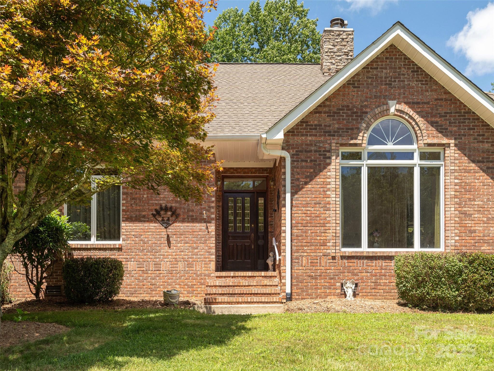 Property image 2 of 15 Oak Gate Drive in Flat Rock Lakes, Hendersonville, NC 28739