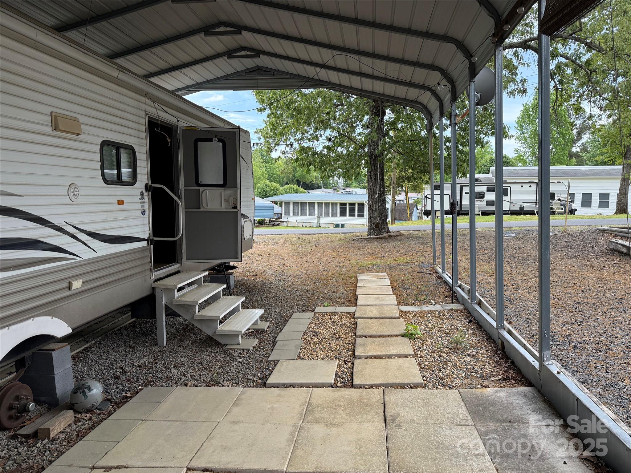 Property image 5 of 148 Sunshine Trail in Twin Harbor, Mount Gilead, NC 27306