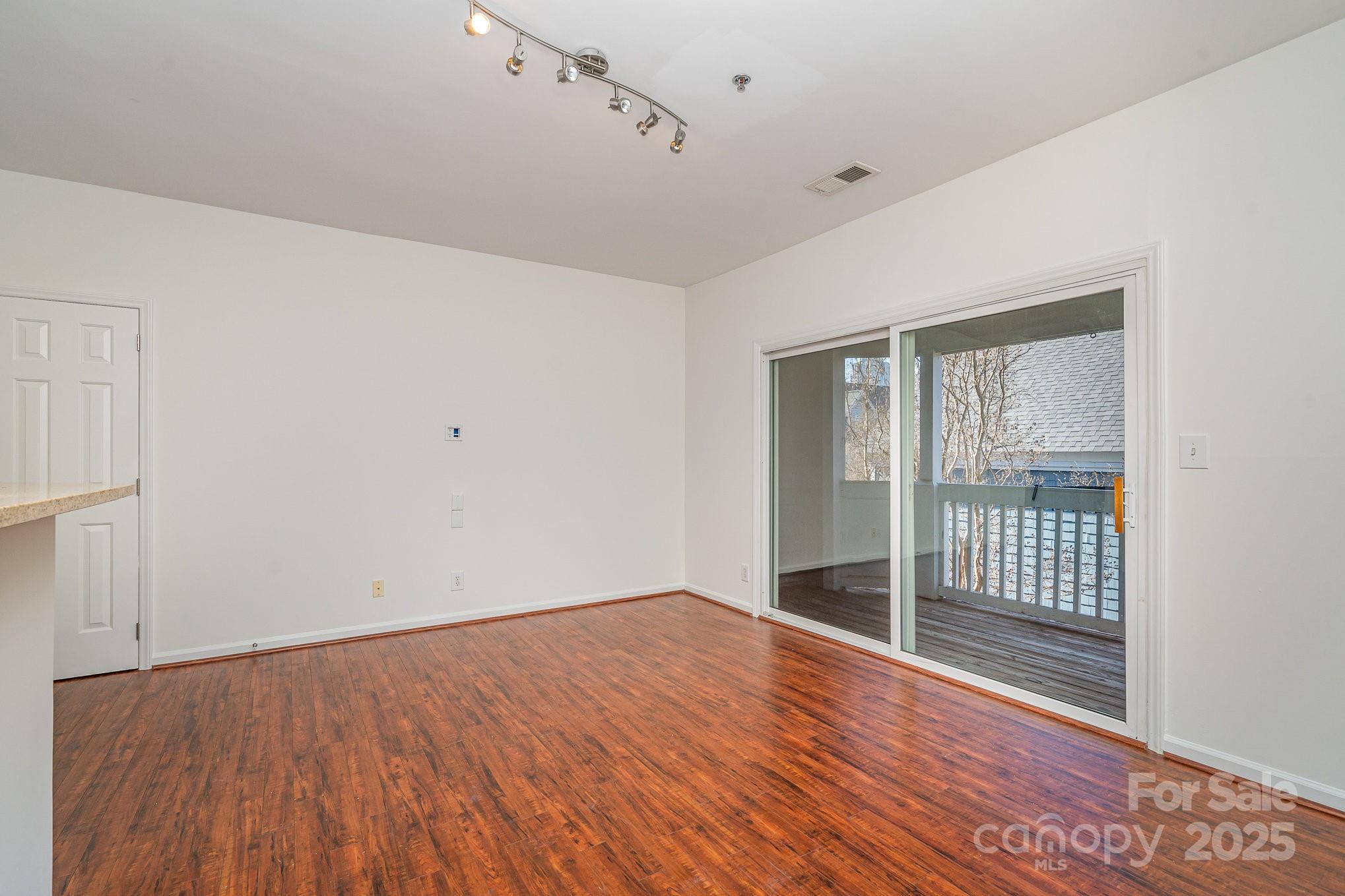 Property image 3 of 525 N Graham Street in The Fourth Ward Square, Charlotte, NC 28202
