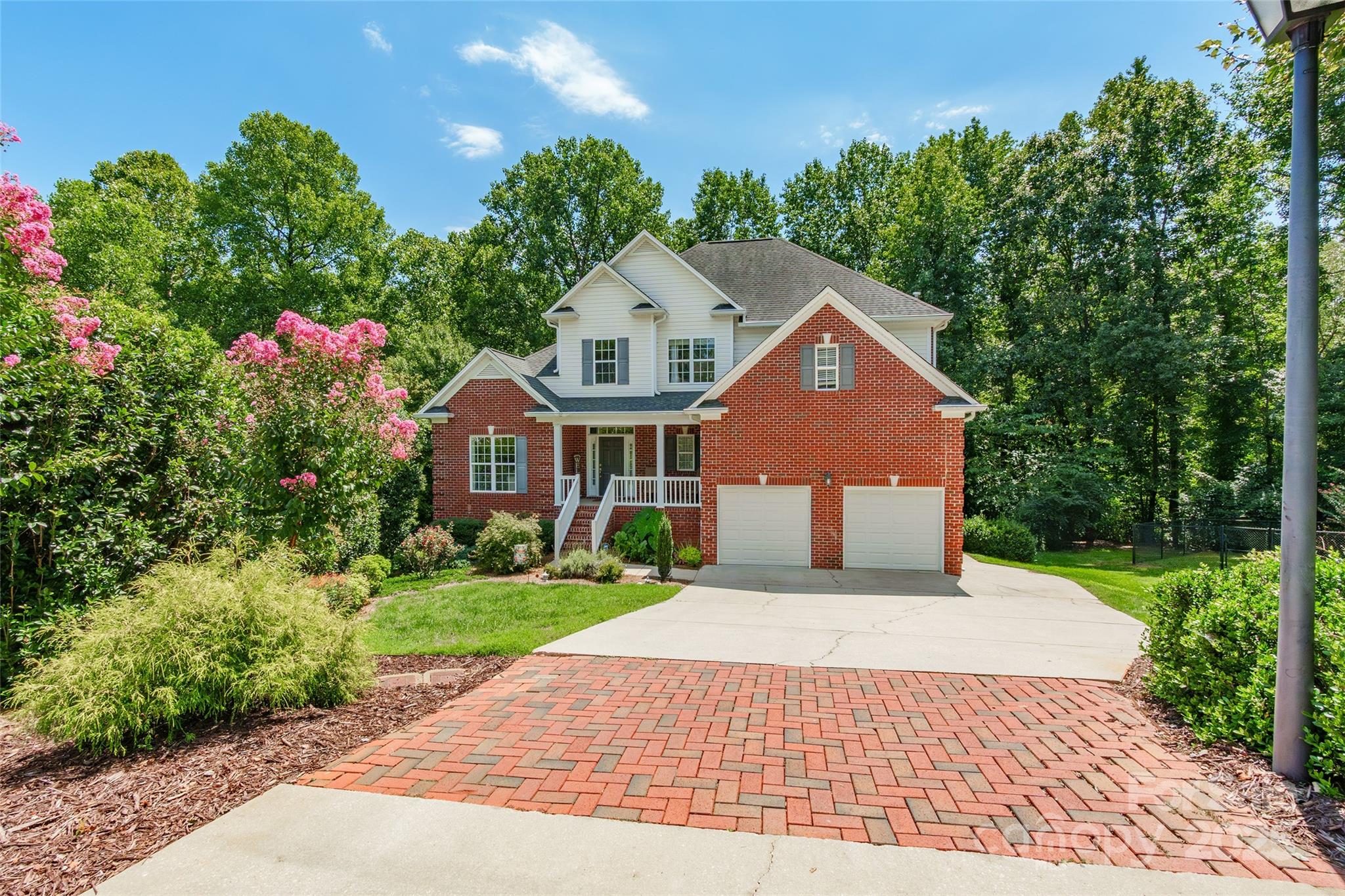 Property image 2 of 2745 Firethorn Court in Cypress Pointe, Gastonia, NC 28056