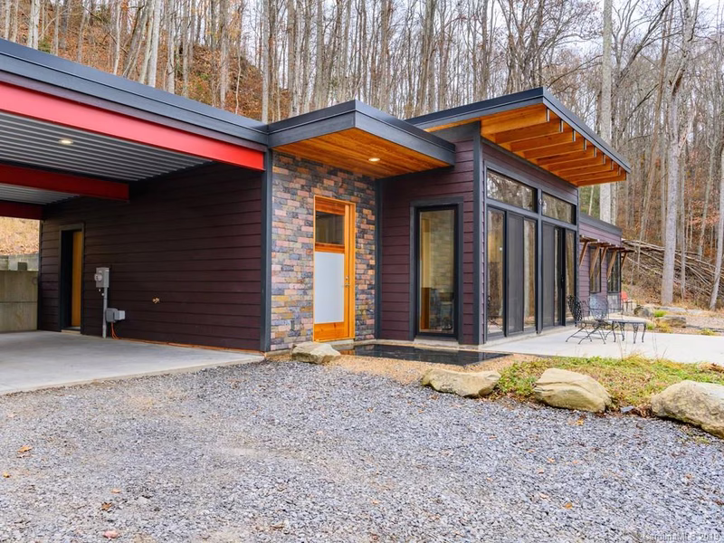 28 Indian Trail
