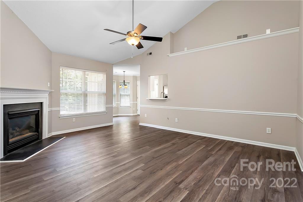 Property image 4 of 12704 Cumberland Crest Drive in Covington, Huntersville, NC 28078